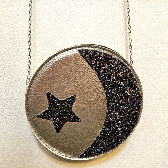 Cute Celestial ๐ Moon + Star ๐ Crossbody Bag - Picture 1 of 6